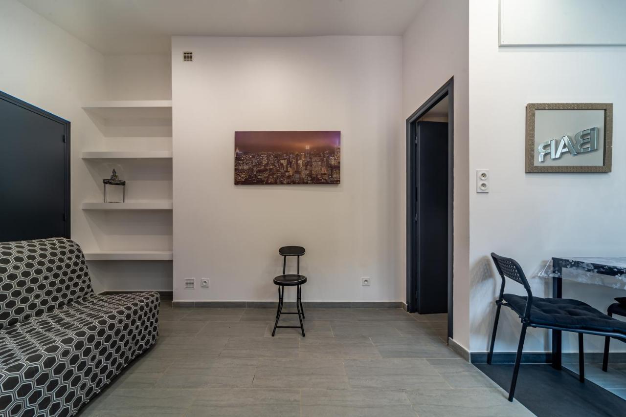 La Serenade - Appartements Confort Avec Terrasse 蒙特勒伊 外观 照片